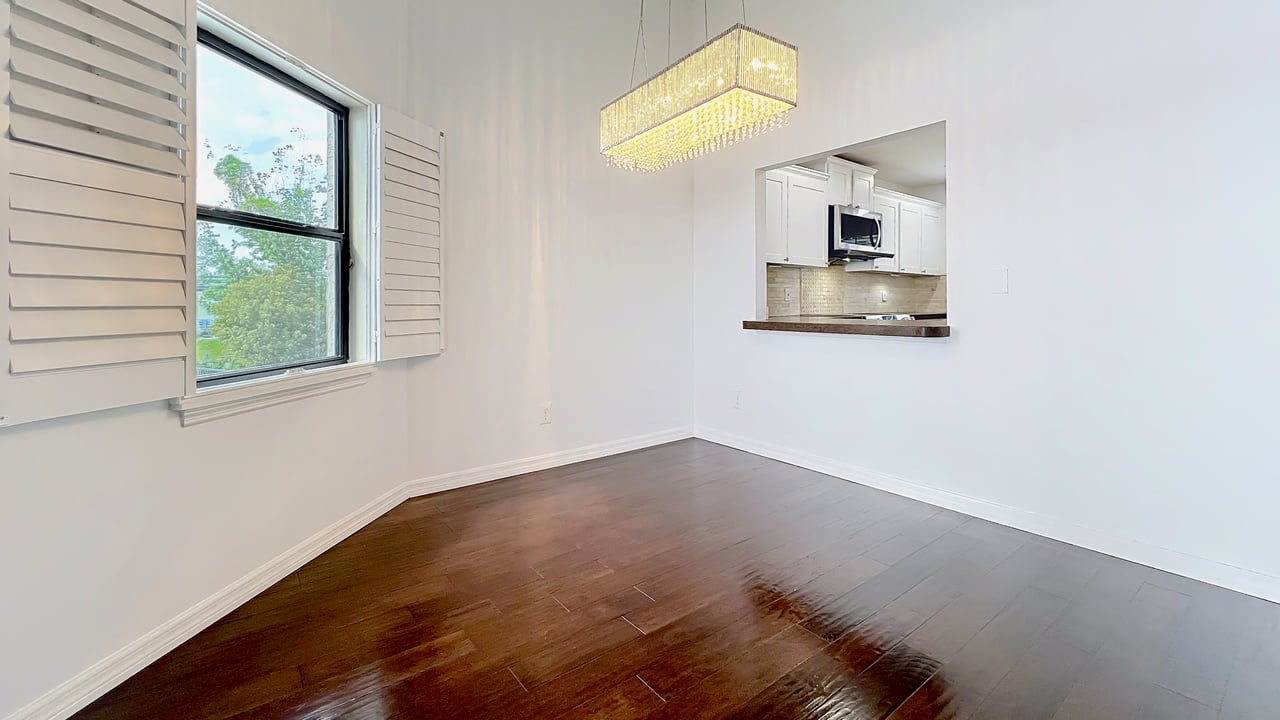 Luxury Lakefront Winter Park Condominium for Lease
