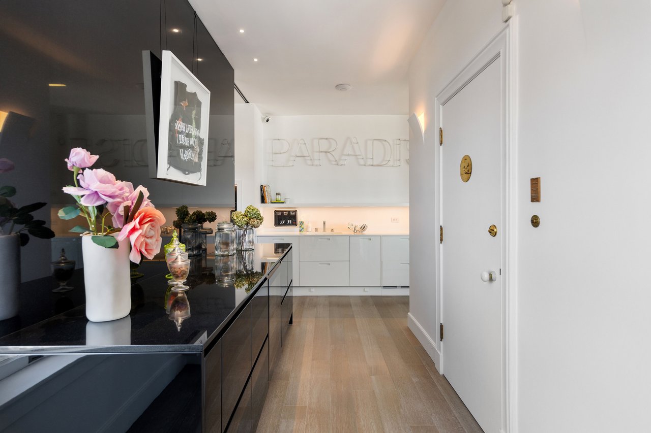 Magnificent Apartment at The Heights