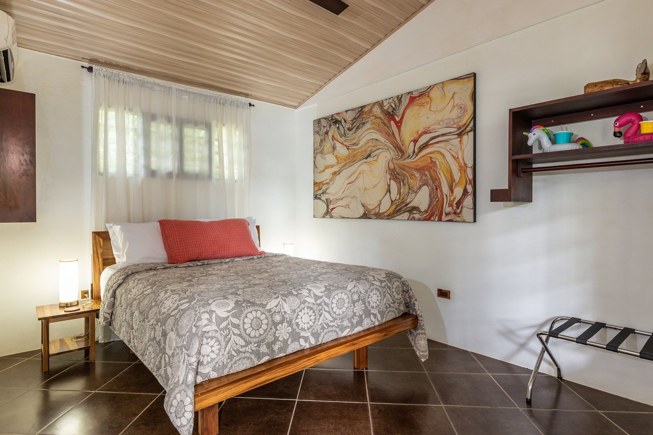 SUCCESSFUL BOUTIQUE HOTEL WITH OWNER’S HOME BY THE BEACH IN UVITA