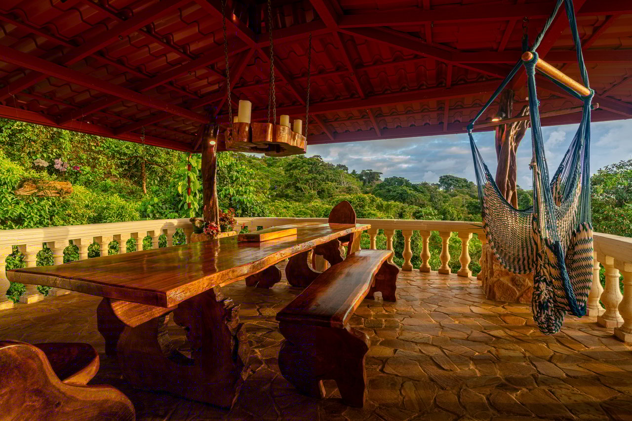 Castillo Puesta del Sol, Escalares - 