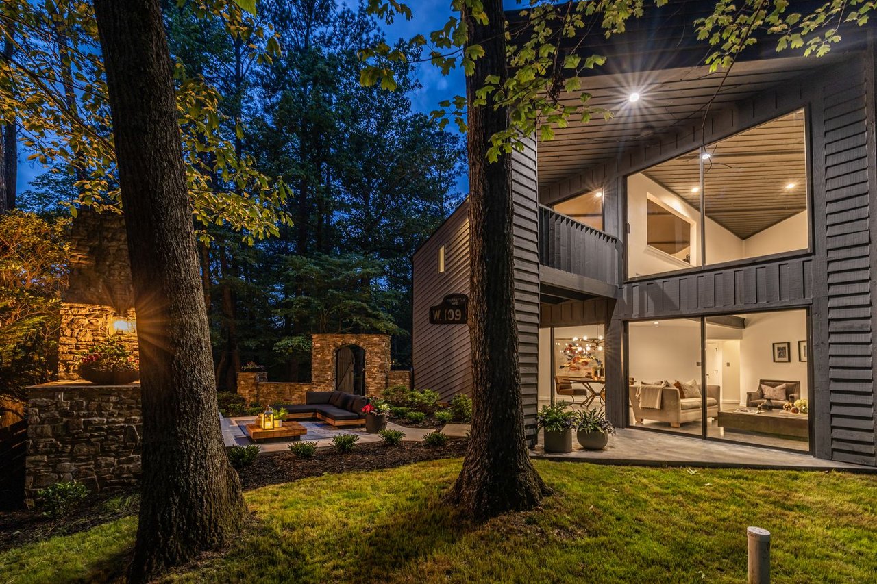 Modern Lodge + Guest House