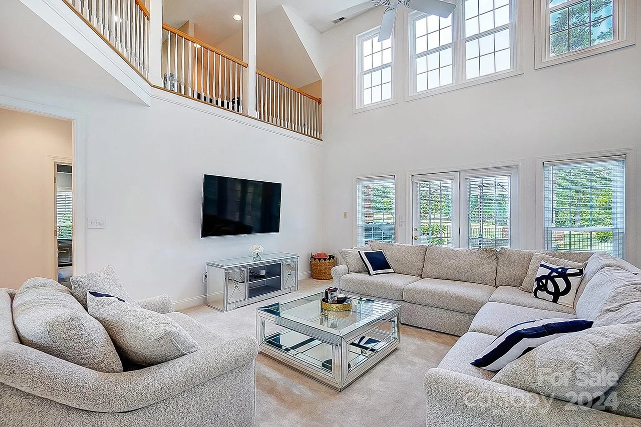 814 Pine Forest Rd