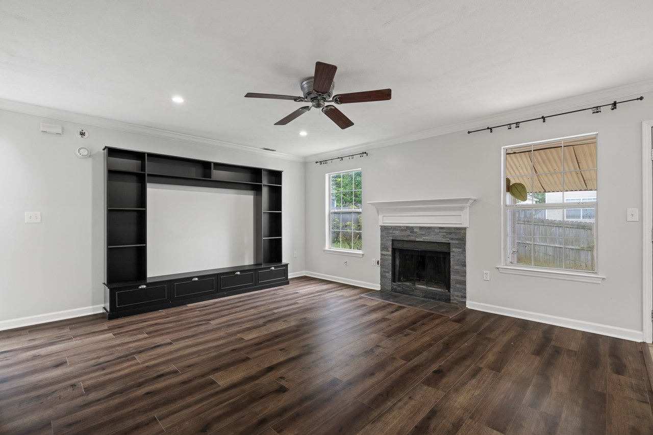 MADISON CITY SCHOOLS! 3 Beds Plus Bonus!