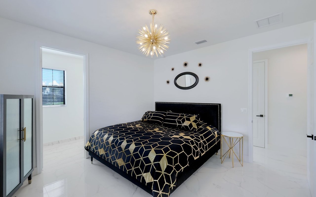 11604 Meadowrun Cir.