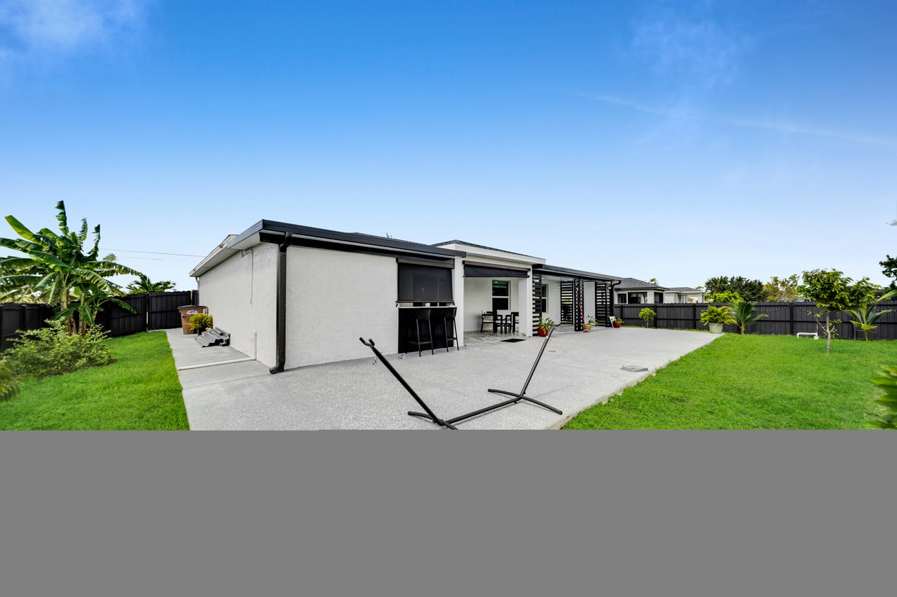 The Modern Flex Residence 