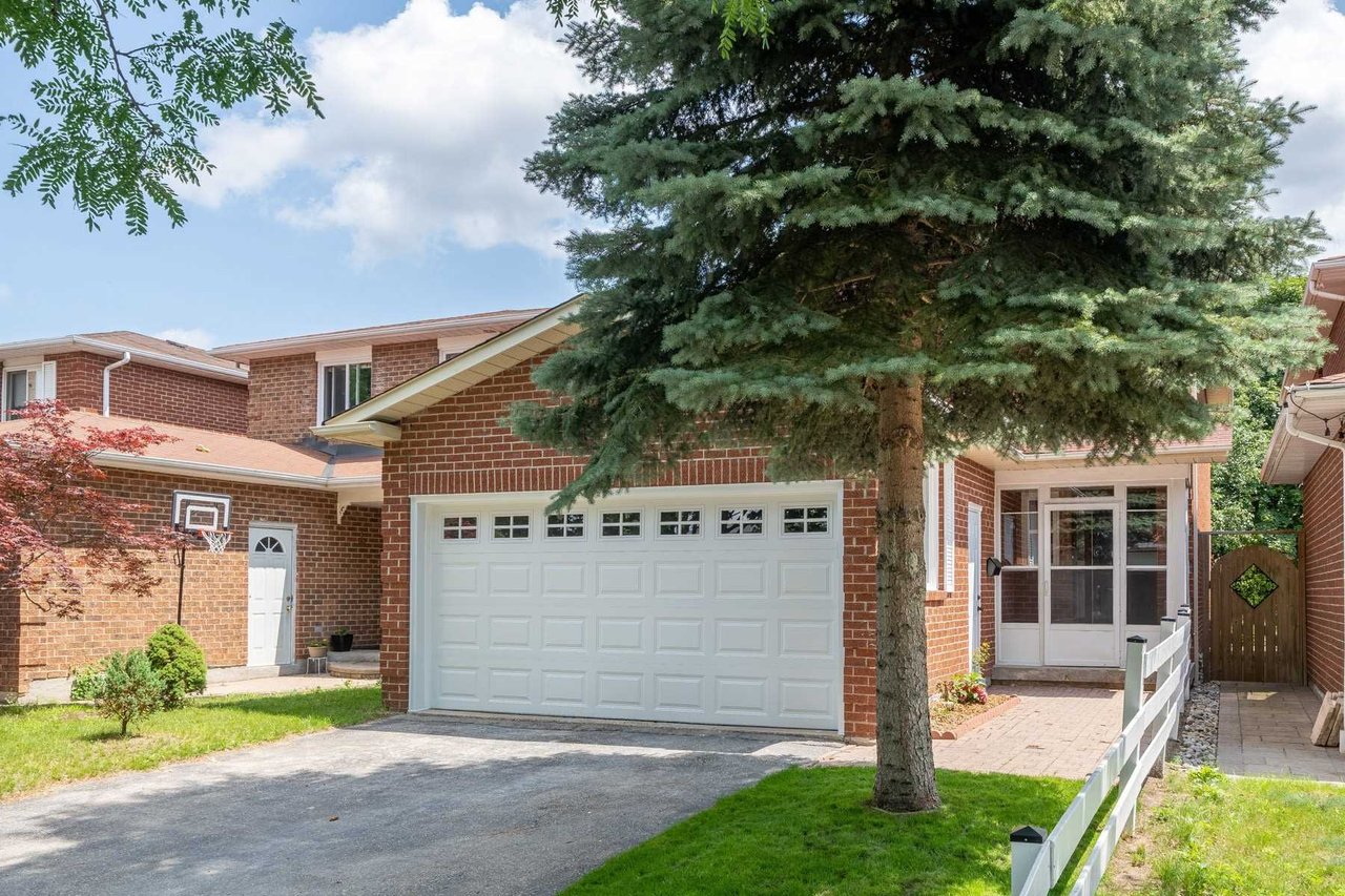 37 Ridware Cres
