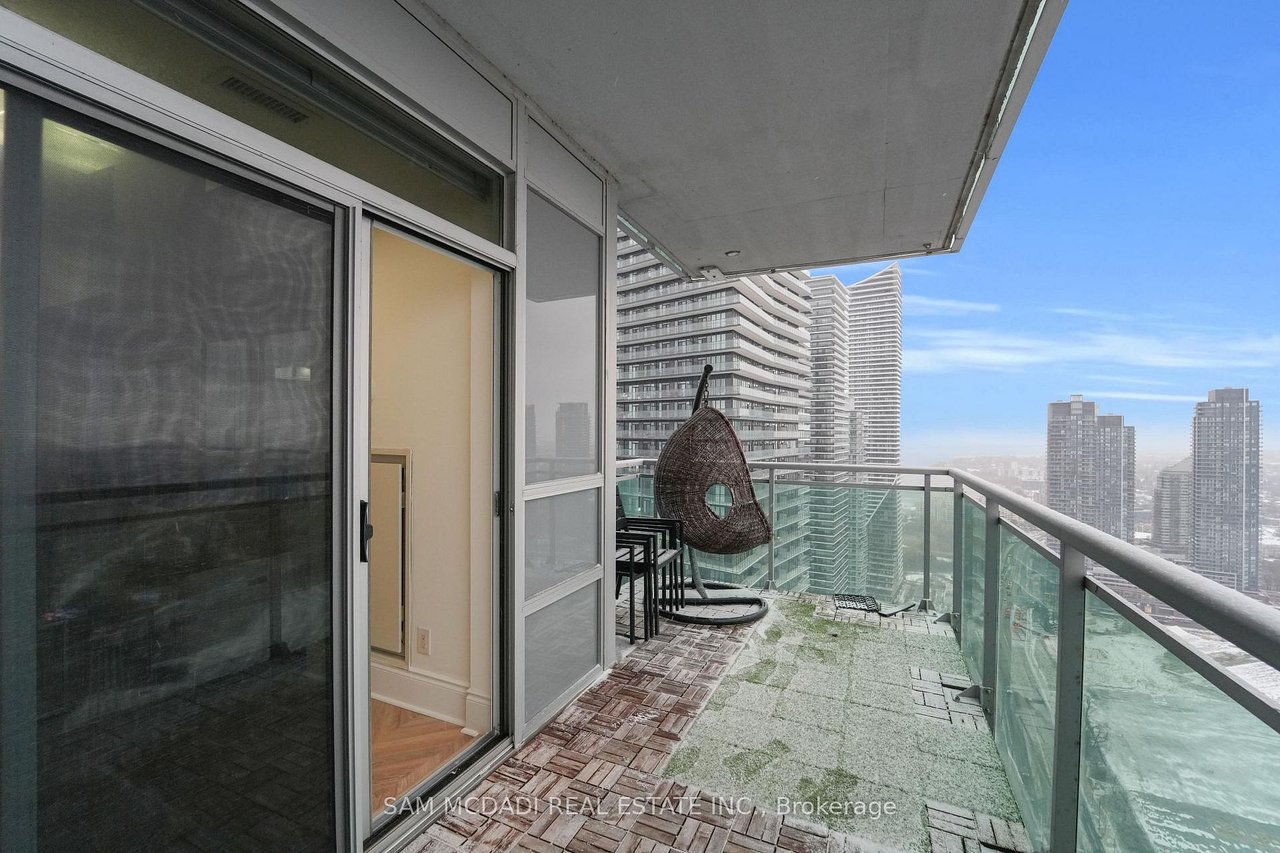 BROOKERS LANE LUXURY PENTHOUSE