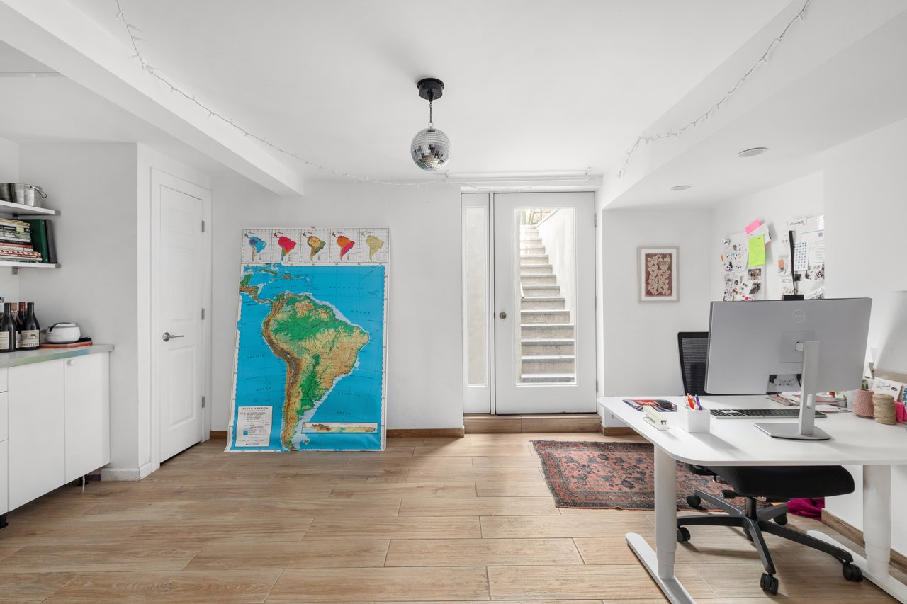 407 2ND Street