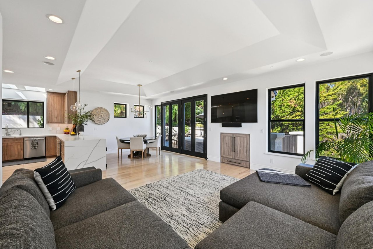 7 Sea View Avenue