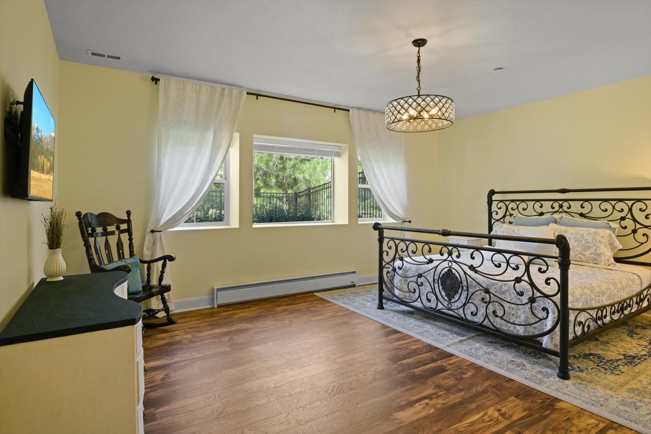 6881 Northstar Court