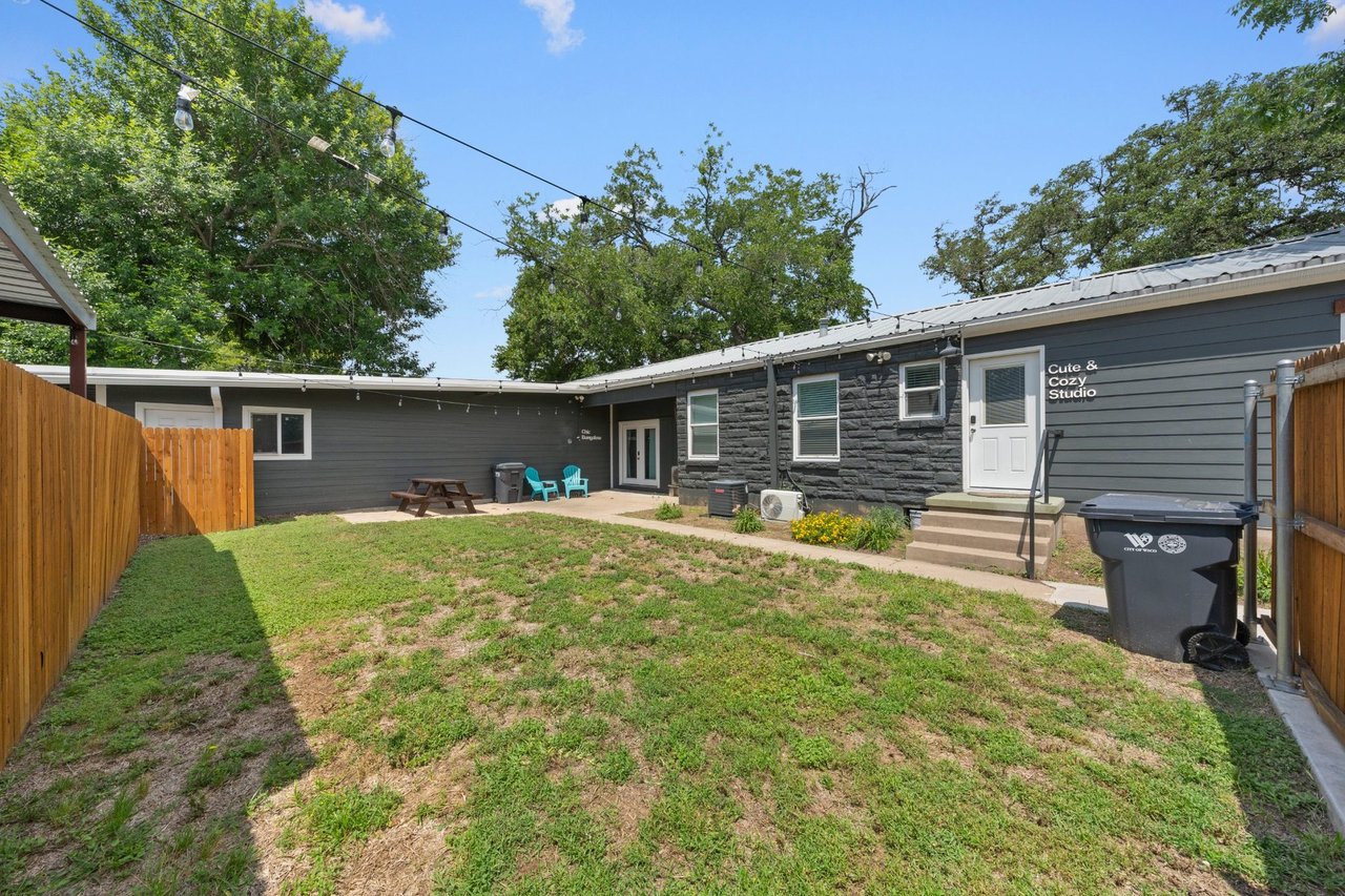 Waco Drive STR & Mixed-Use Investment