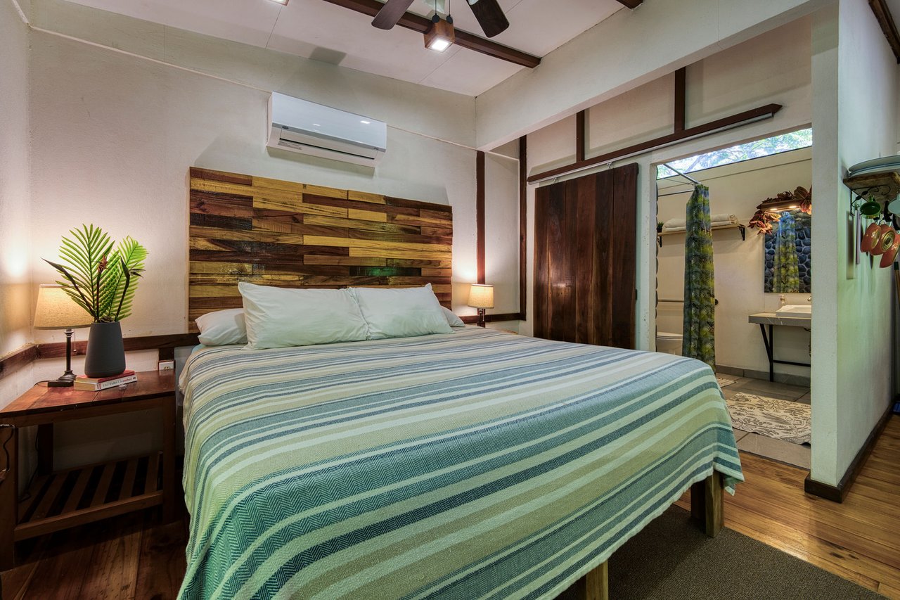 DOMINICAL HOTEL OR RETREAT WITH 11 RENTALS PLUS OWNER’S HOME