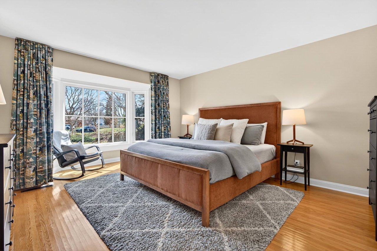 Sprawling Tyandaga Bungalow