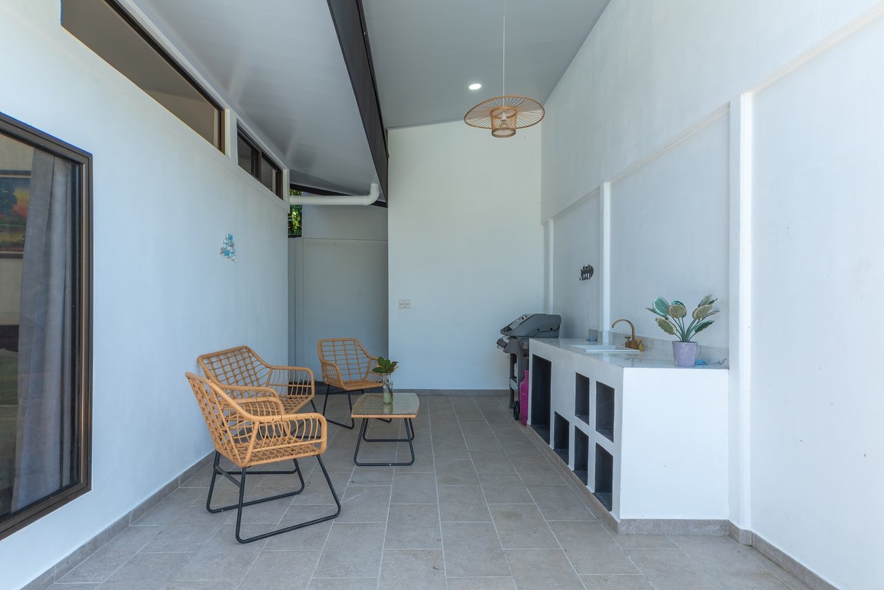 Villa Selva – Just Steps from the Chaman Beach 