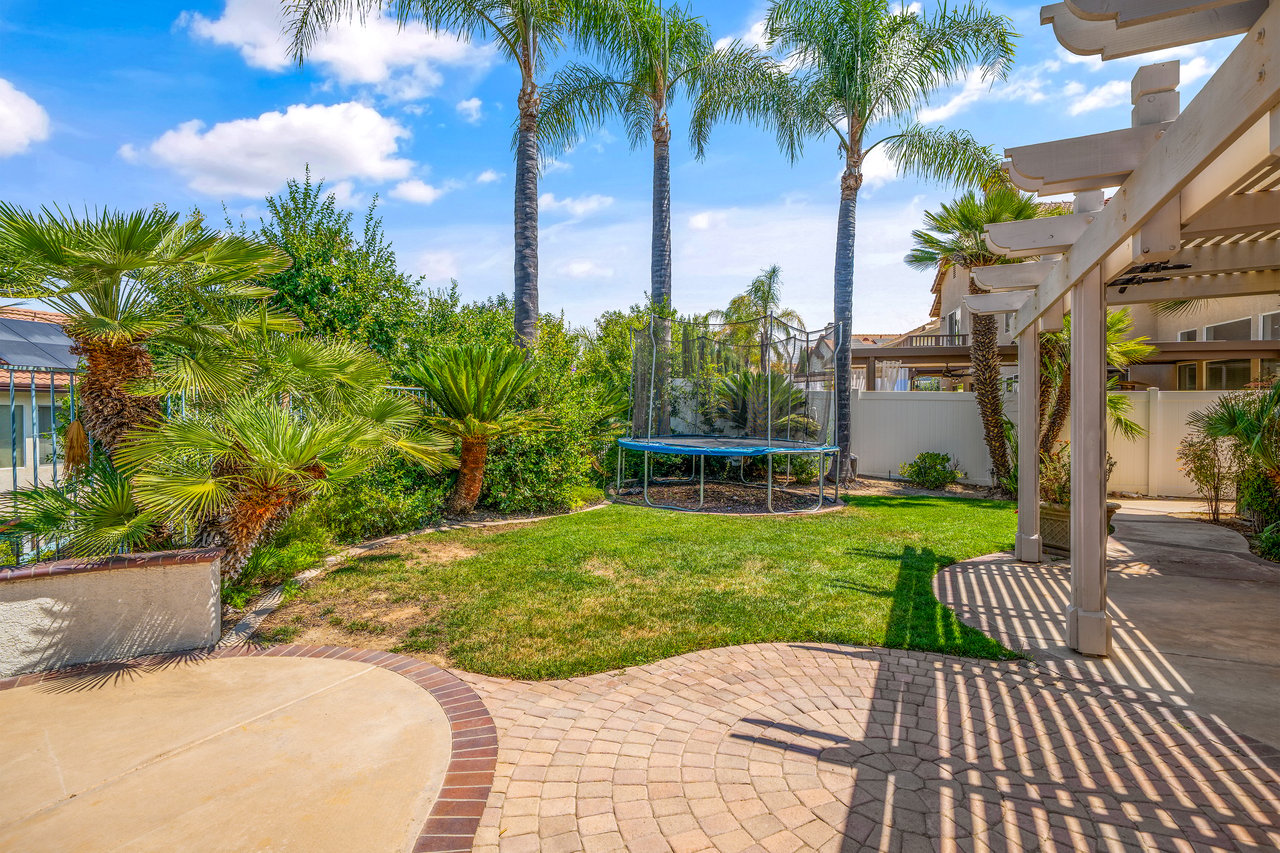 32402 Magenta Ct