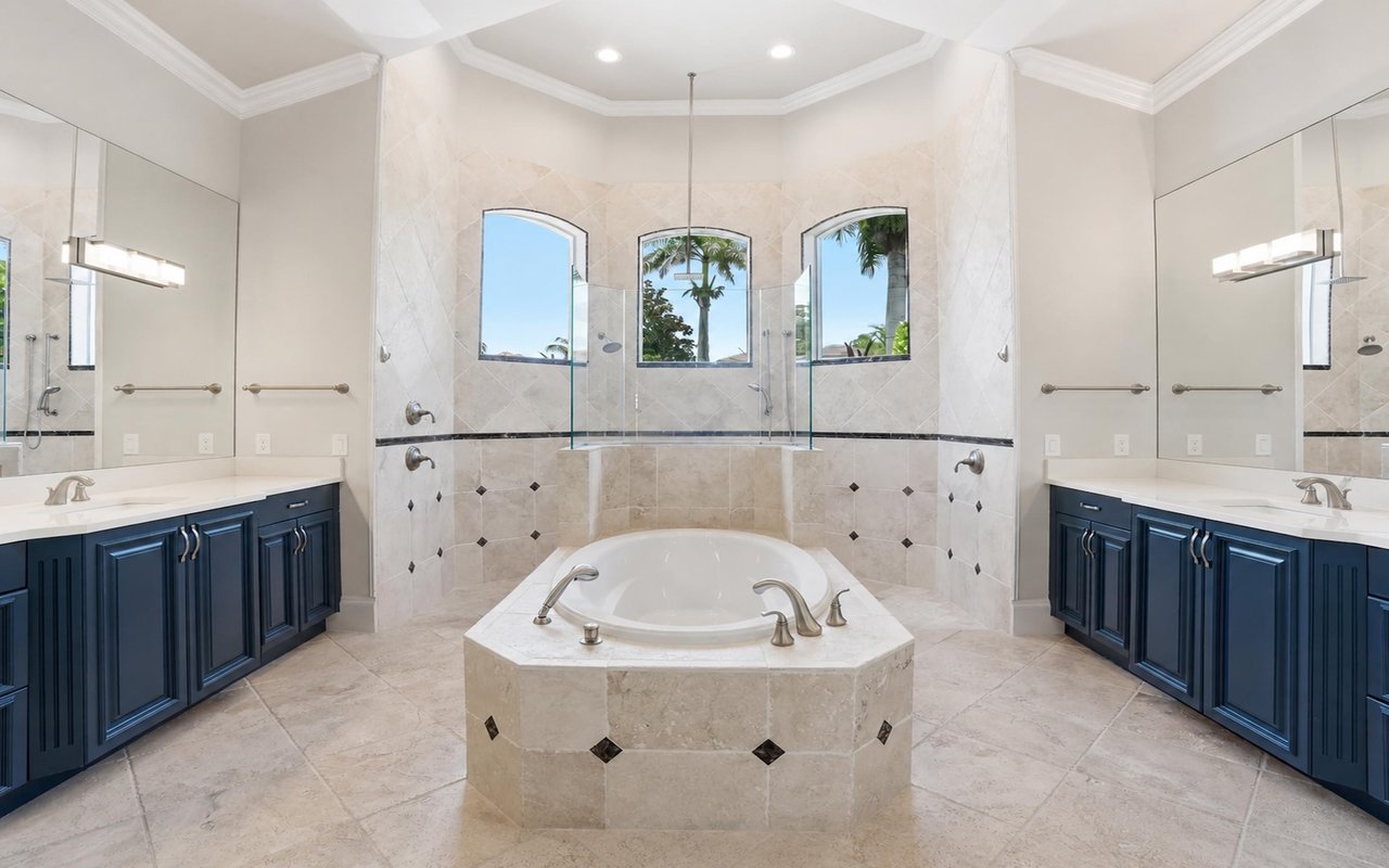 9340 Vittoria Ct
