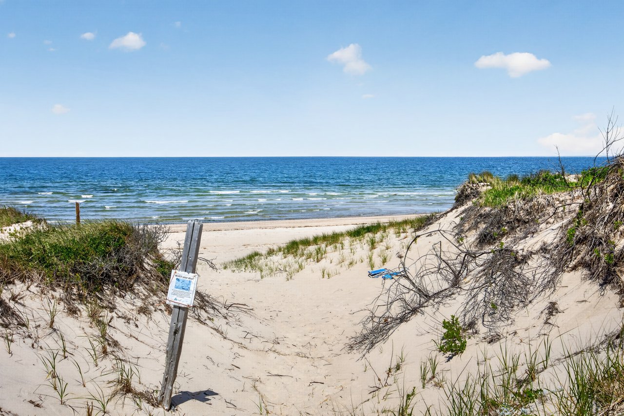 Spectacular Beachfront in East Dennis
