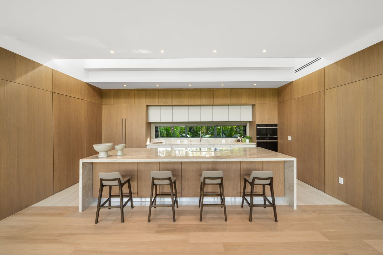 967 NE 117th Street