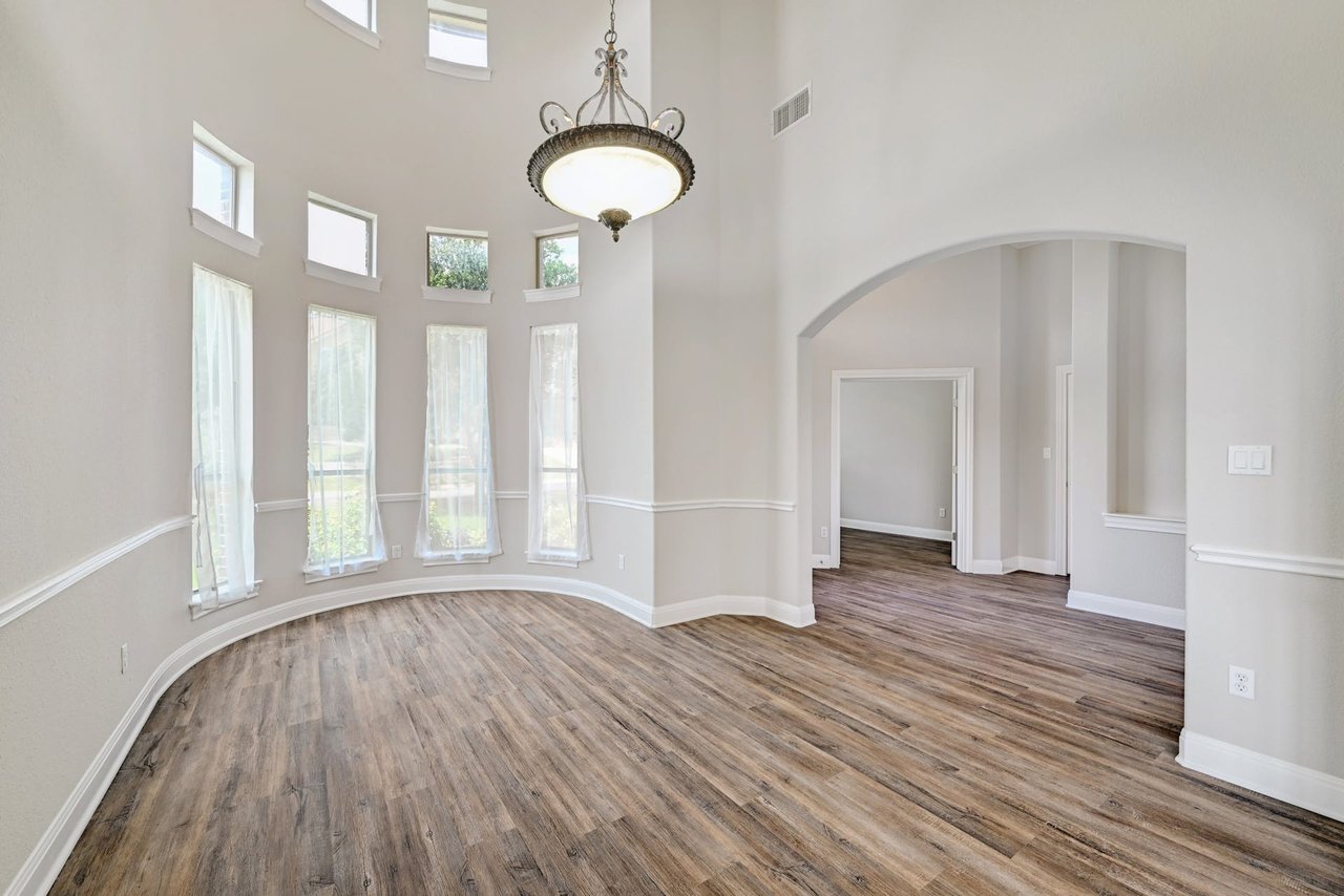 Stunning 5-Bedroom Luxury Home with Breathtaking Hill Country Views in Gated Community! | Short Walk to Lake Travis H.S. | Resort-style Amenities