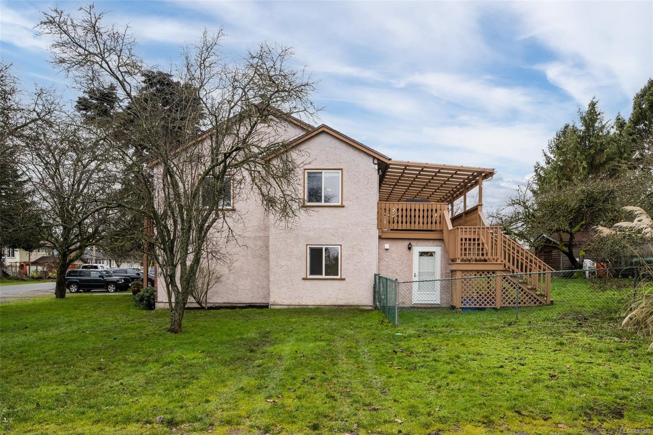 2890 Heath Dr