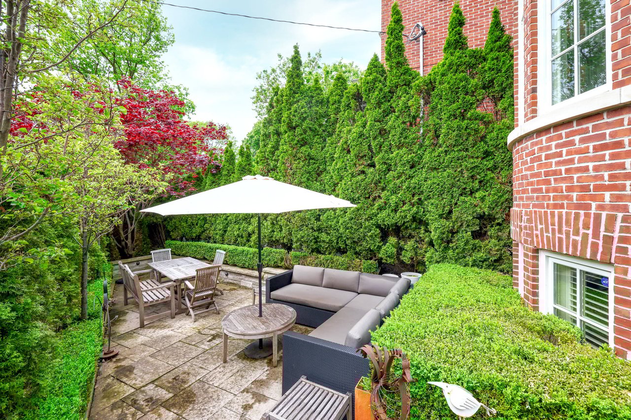 SOLD: Exquisite And Grand Detached Residence