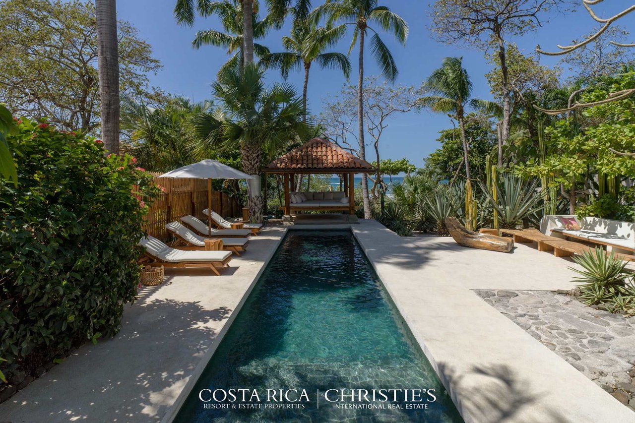 Villa Serena – Oceanfront Luxury Villa 