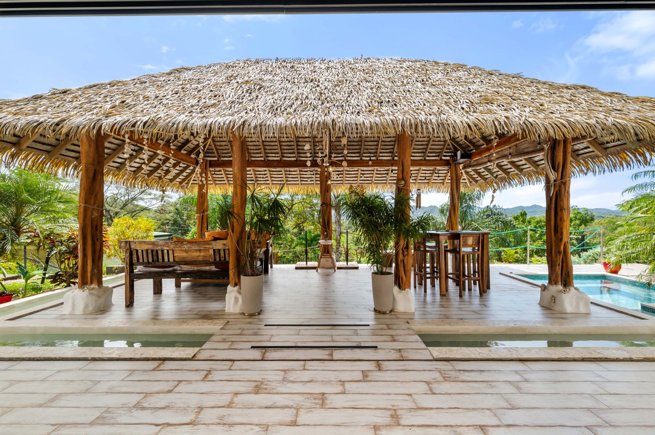 Mimi Lodge | Luxurious Mountain Retreat on 1.5 Acres Just 20 Minutes from Tamarindo
