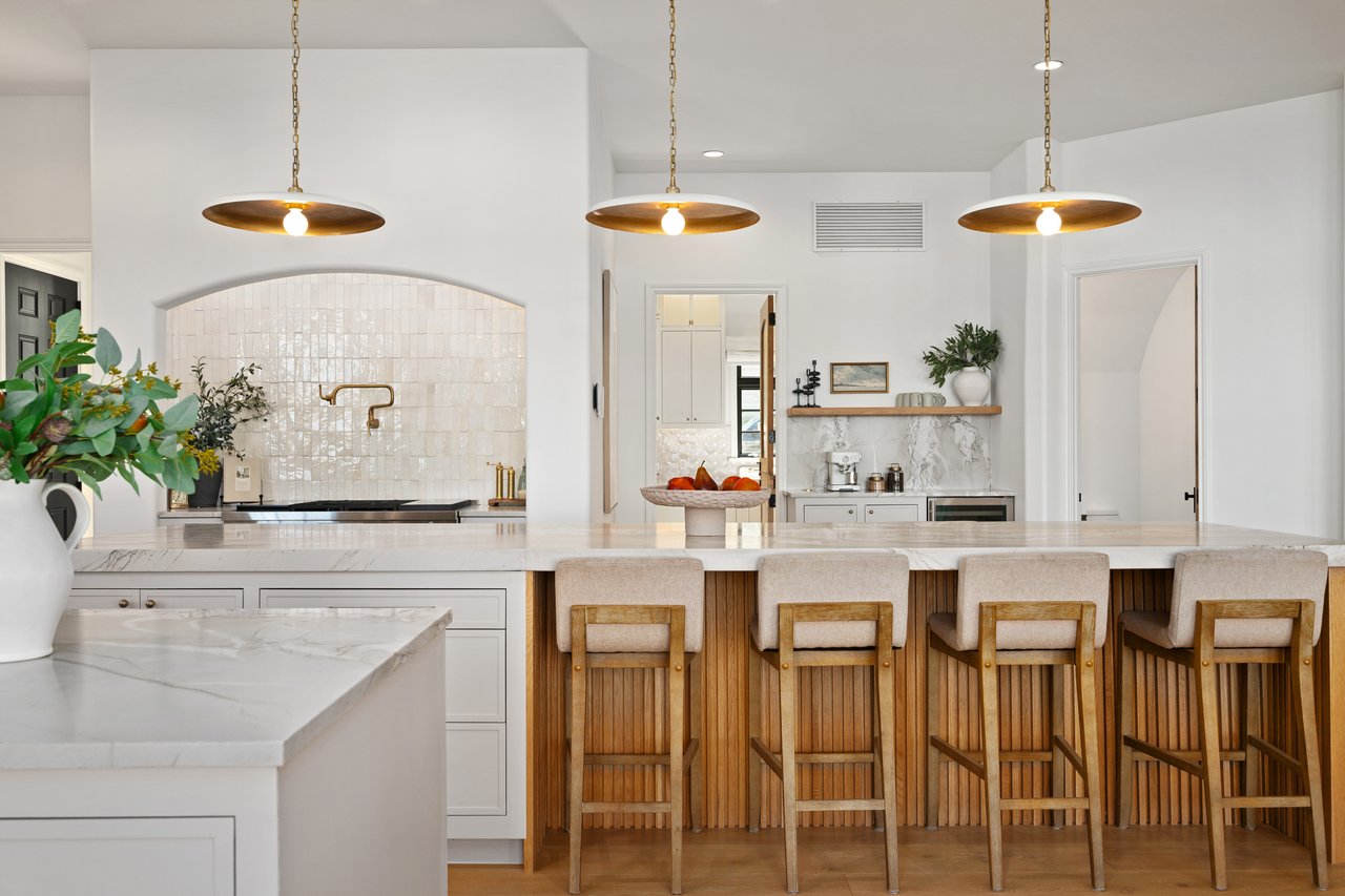 12006 Pleasant Panorama View