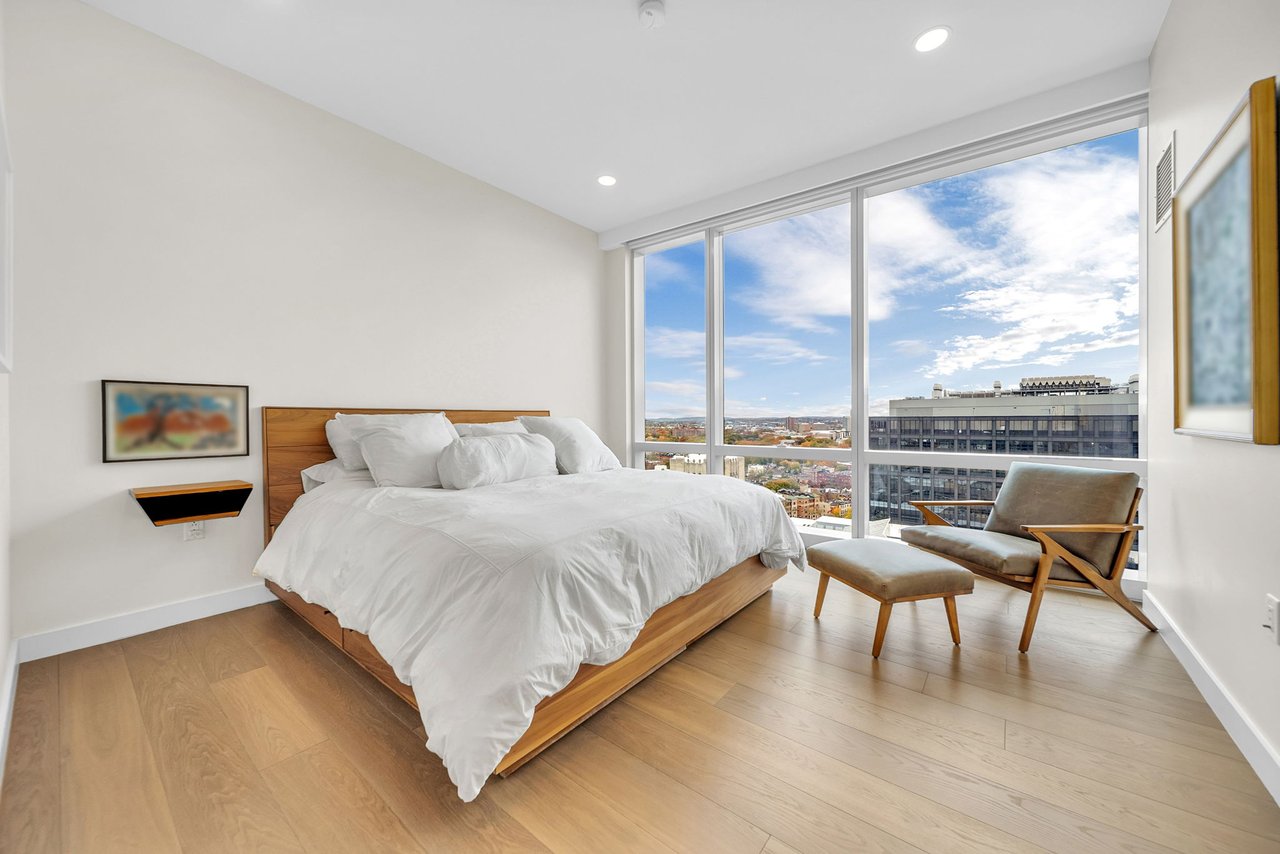 188 Brookline Ave #22k