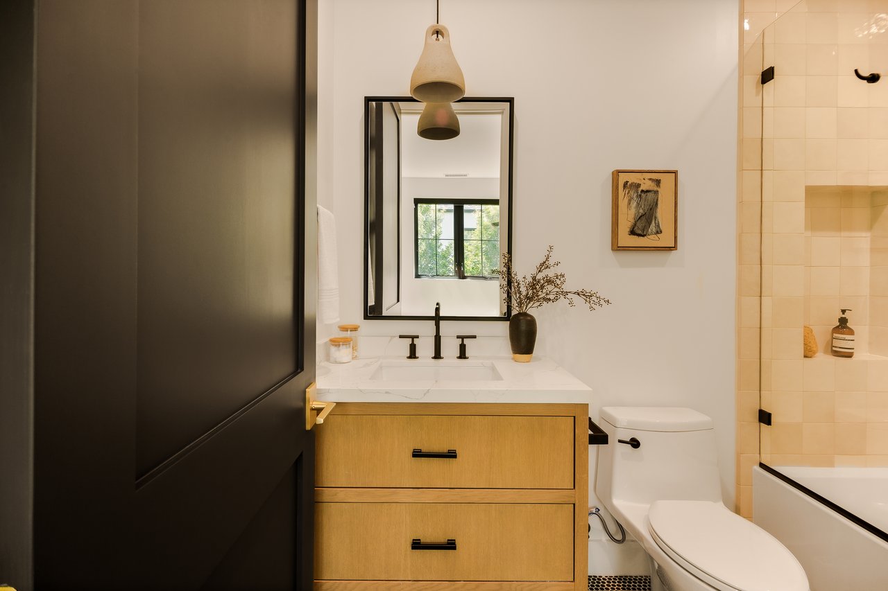 4261 Denny Ave, Toluca Lake 