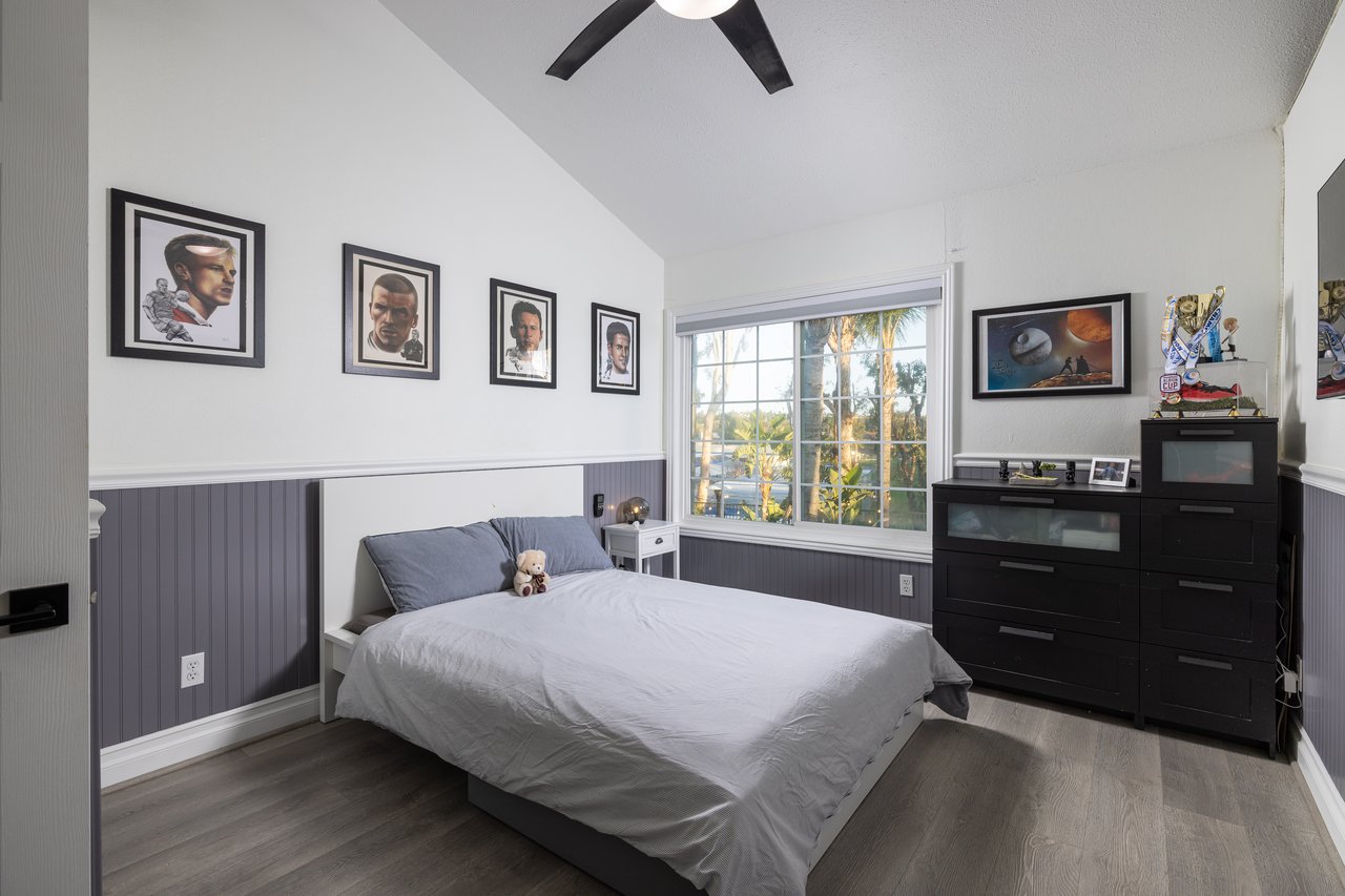 23965 Carrillo Dr