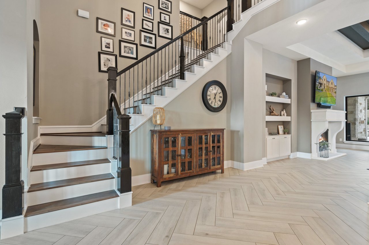 107 Bisset Court