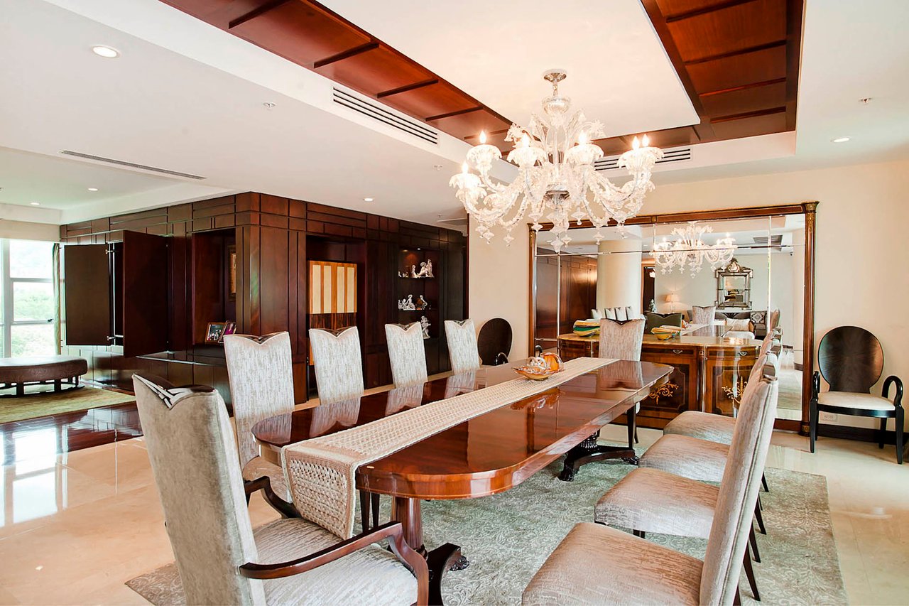 Classic Luxury View Condo, Escazu, San Jose