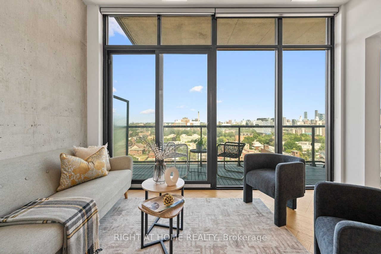 PENTHOUSE AT THE HARLOWE