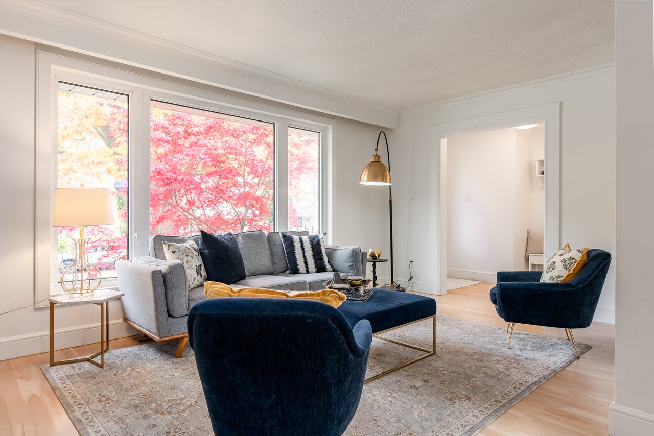 Central Oakville Bungalow