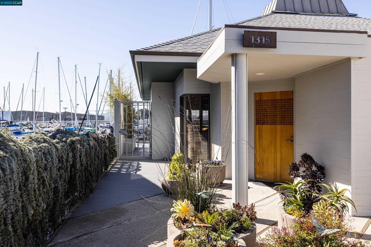 1315 Sanderling Island