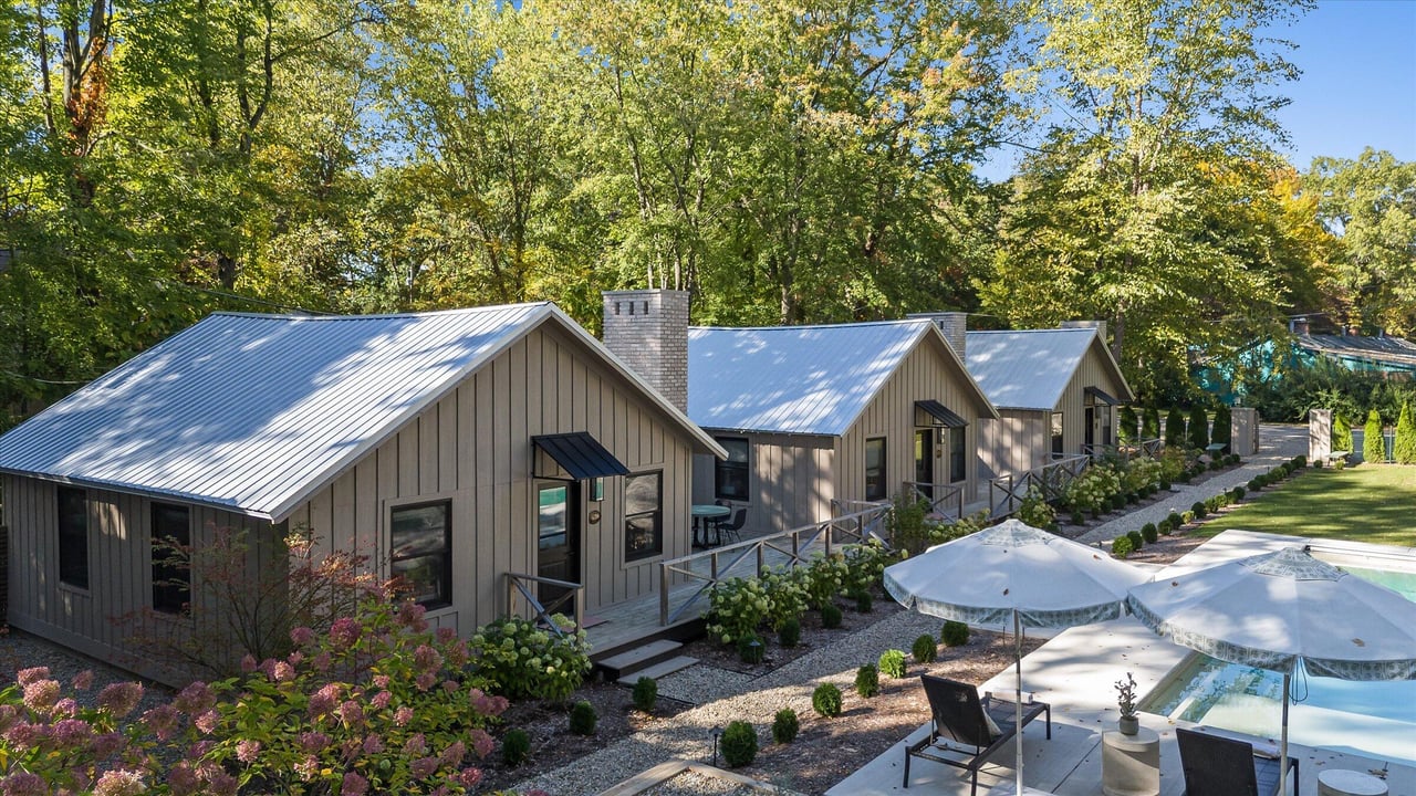 10222 Town Line Road A,B,C,D