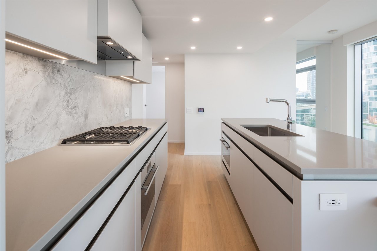 889 Pacific St, #503