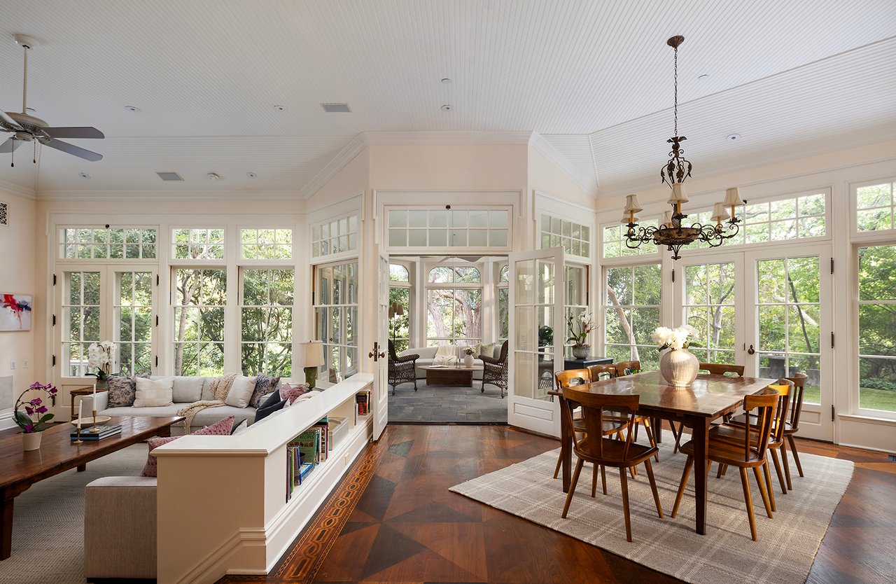 2041 Mandeville Canyon Road