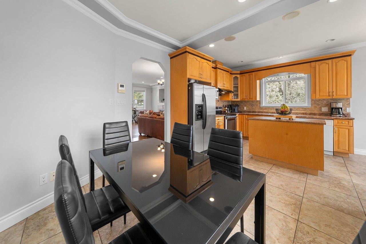 38131 Harbour View Pl