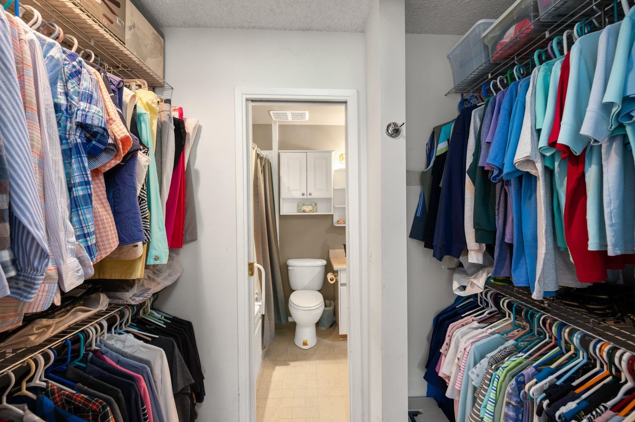 24-2830 W Bourquin Cres