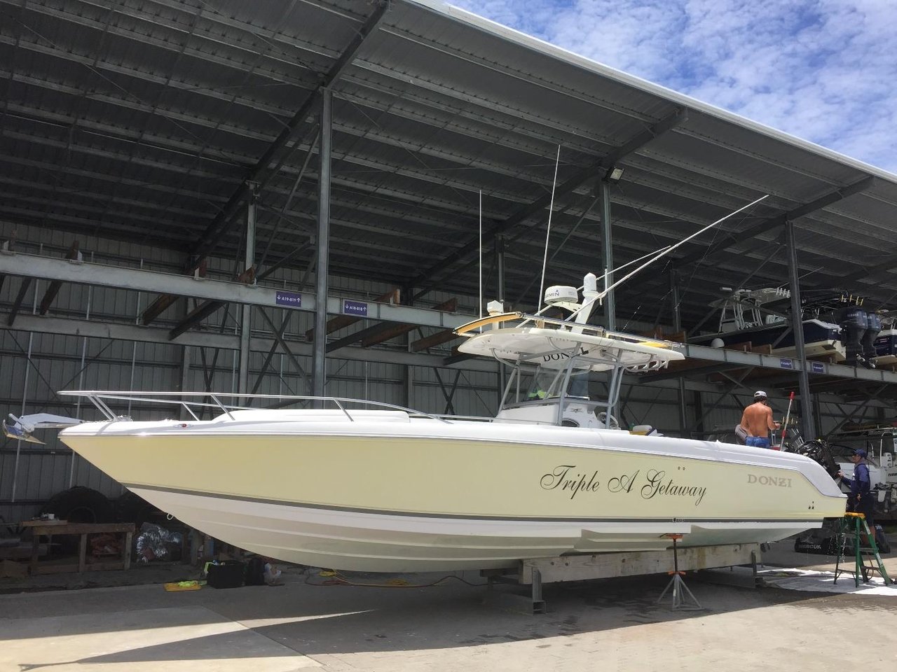 38' DONZI, HOT ROD