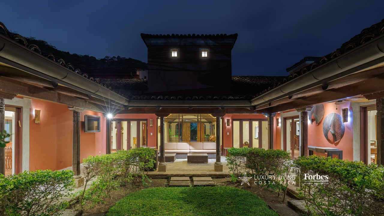 19759 - Luxury Hacienda Estate for Sale in Santa Ana | Villa Artesana