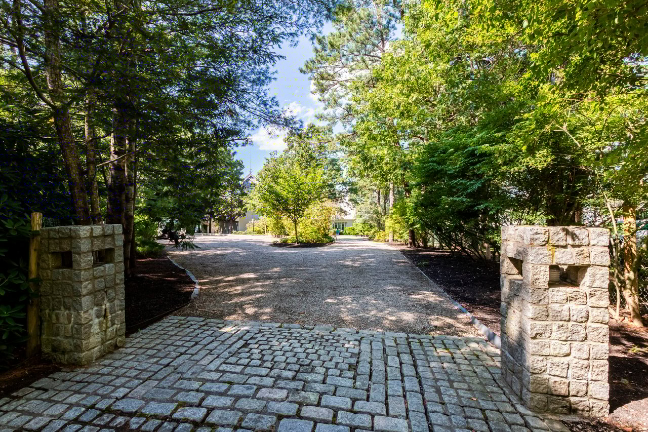 'Point House' Waterfront Estate