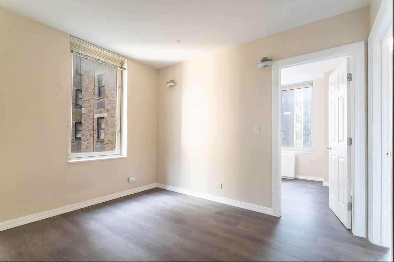 145 East 48th Street, Unit 12B