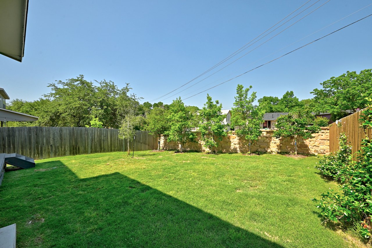 10207 Buster Dr