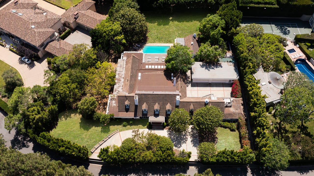 327 Delfern Dr, Bel Air 