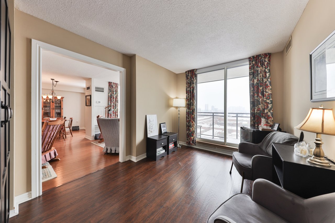 20 Cherrytree Drive #1104