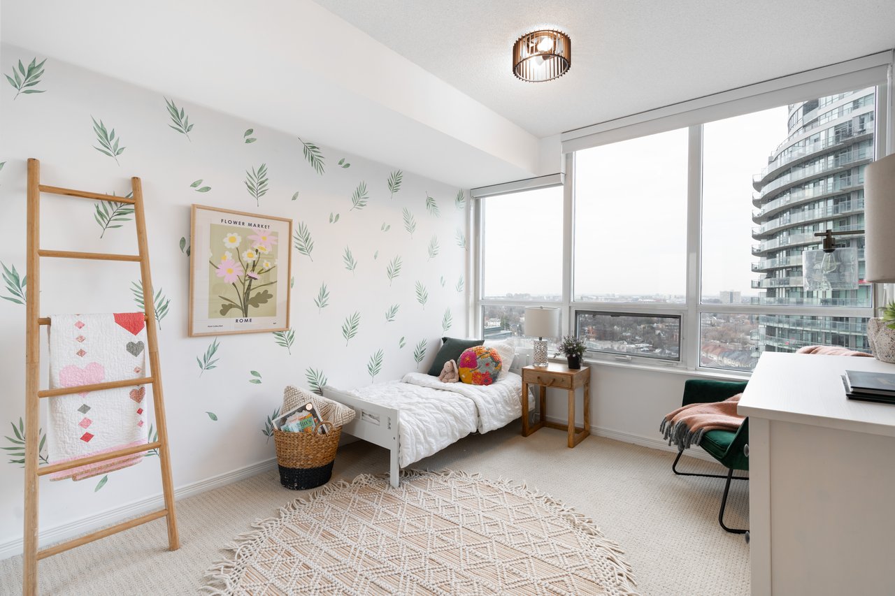 2230 Lake Shore Blvd W #1604