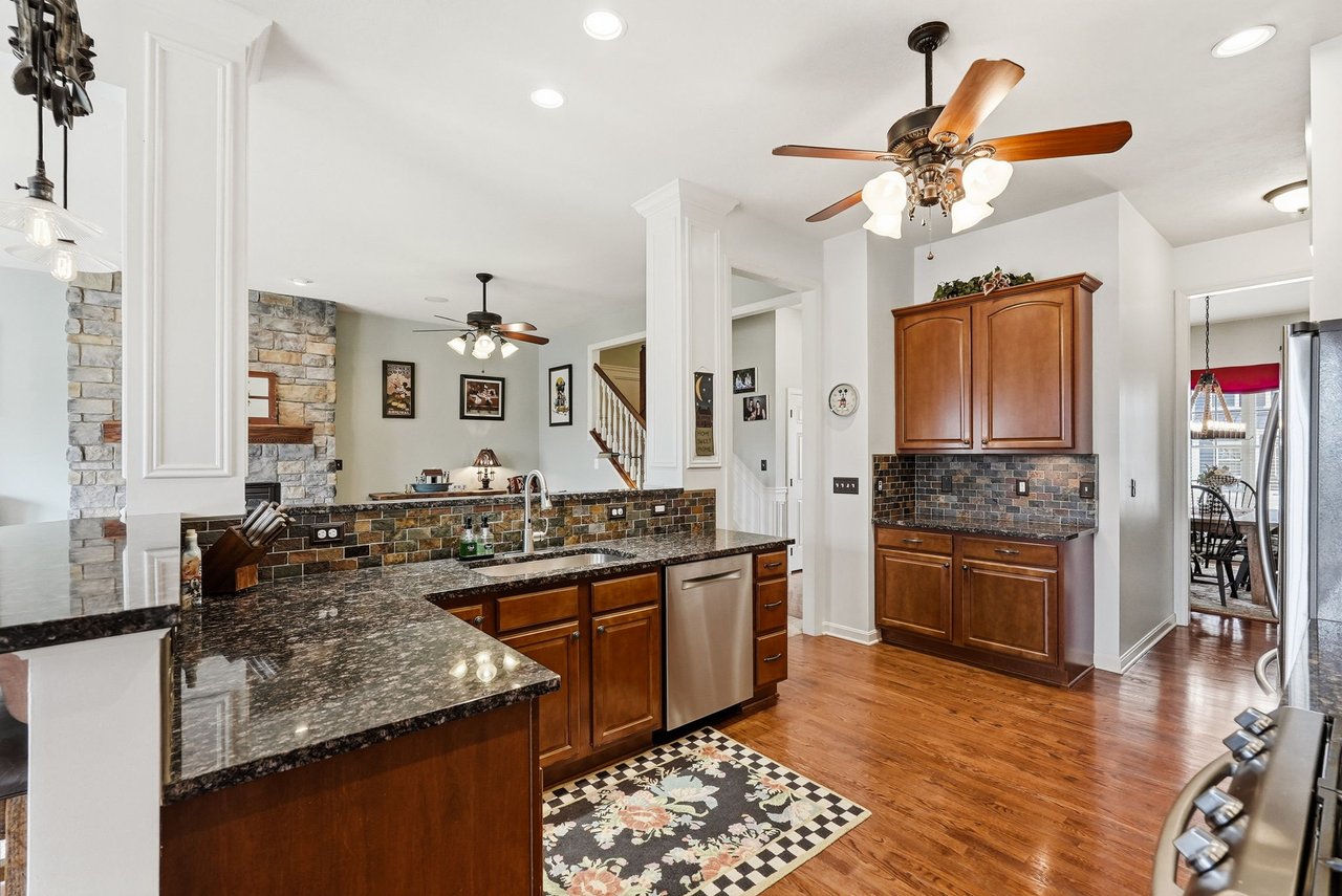 EXCLUSIVE LISTING  -  1234 Newbury Highland